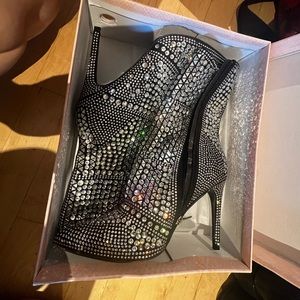 Brand new size 11 womens boots